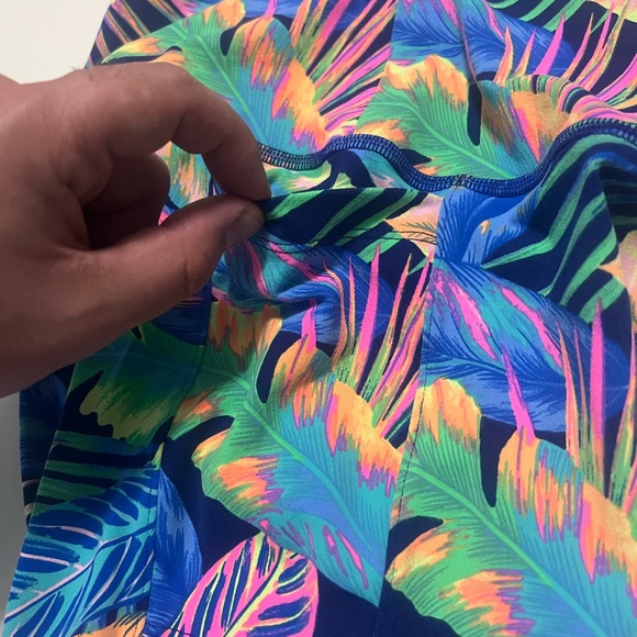 Vibrant - Neon Victoria Secret mesh leggings - Picture 5 of 5